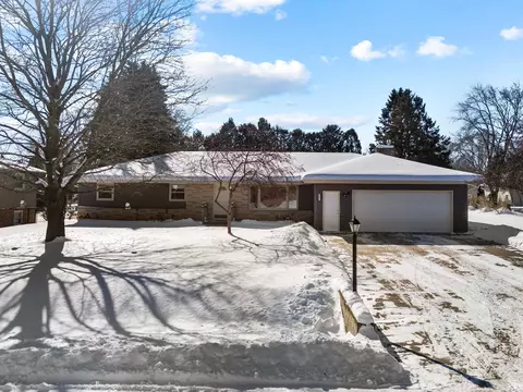 1991 Susan Ave, Neenah, WI 54956