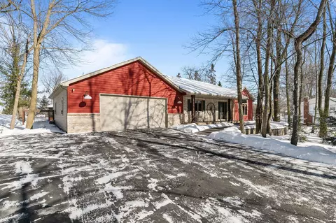 w1978 Teardrop Lane, Kaukauna, WI 54130