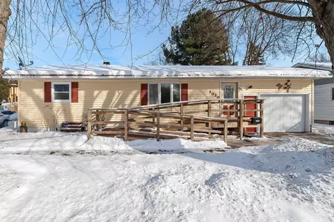 1030 S Washington St, Shawano, WI 54166