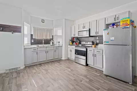 Kitchen - 1613 S Jefferson St, Appleton, WI 54915 photo 2 of 2