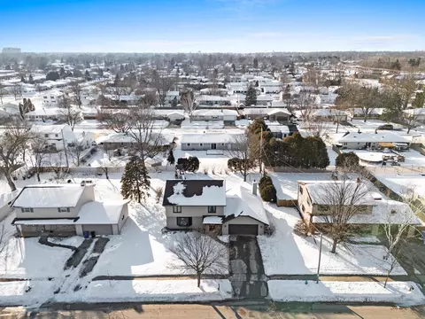 View/Area - 2601 N Helen St, Appleton, WI 54911 photo 2 of 7