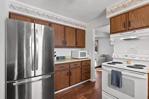 Kitchen - 2601 N Helen St, Appleton, WI 54911 photo 3 of 5