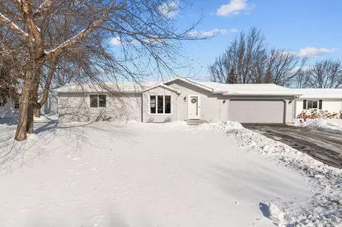 664 Peppergrass Ln, Neenah, WI 54956