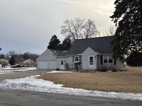 261 N Railroad St, Campbellsport, WI 53010