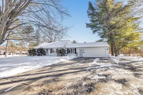 1322 Greenfield Ave, Green Bay, WI 54313