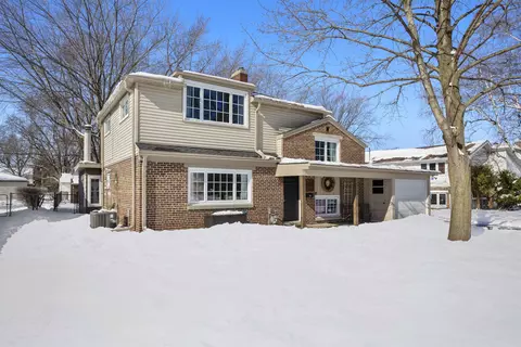 749 Chestnut St, Neenah, WI 54956