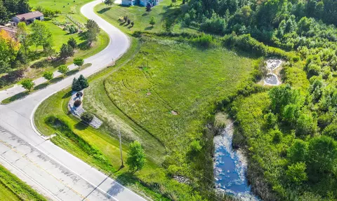 cross country lane, Hortonville, WI 54944
