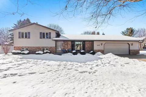 3155 Days End Ln, Green Bay, WI 54313