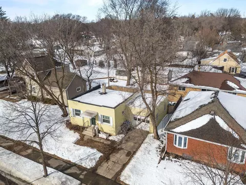 822 E Fremont St, Appleton, WI 54915 photo 3