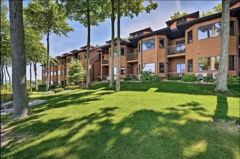 4920 N Landmark Cir #2324, Egg Harbor, WI 54209