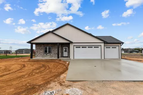 w2330 Warren Trail, Appleton, WI 54913