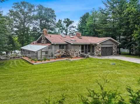 n6099 Shore Drive, Wallace, MI 49893