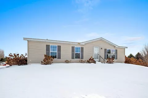 n1931 Orchard Road, New Holstein, WI 53061