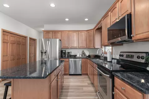 Kitchen - 4120 E Appleseed Dr, Appleton, WI 54913 photo 2 of 3