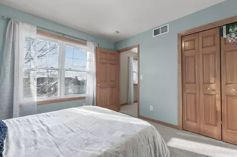 Bedroom - 4120 E Appleseed Dr, Appleton, WI 54913 photo 4 of 7