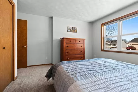 425 E Roeland Ave, Appleton, WI 54915 photo 11