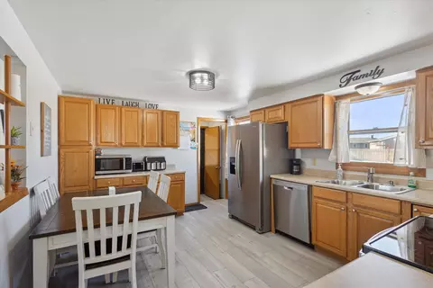 120 Blithe St, Green Bay, WI 54303 photo 9