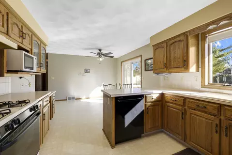 2905 1st Ave, Appleton, WI 54914 photo 8
