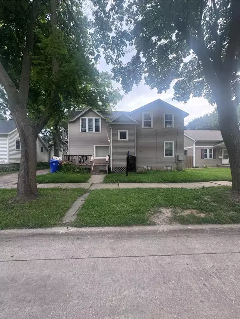 308 E Pacific St, Appleton, WI 54911