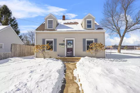 2121 N Drew St, Appleton, WI 54911