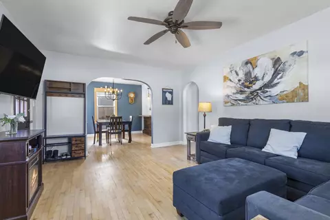Living - 2121 N Drew St, Appleton, WI 54911 photo 3 of 3