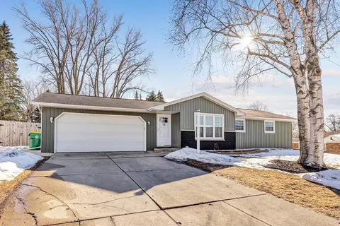 2314 Remington Rd, Green Bay, WI 54302