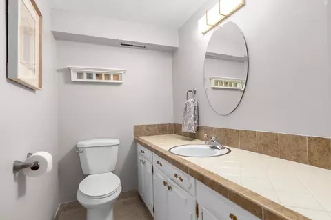 Bath - 1101 E Taft Ave, Appleton, WI 54915 photo 5 of 5