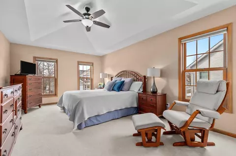Bedroom - 520 E Carrington Ln, Appleton, WI 54913 photo 5 of 9