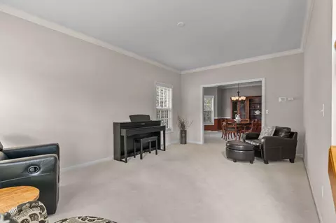 Living - 520 E Carrington Ln, Appleton, WI 54913 photo 1 of 6