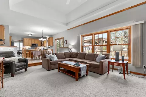 Living - 520 E Carrington Ln, Appleton, WI 54913 photo 5 of 6