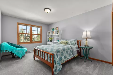 Bedroom - 520 E Carrington Ln, Appleton, WI 54913 photo 8 of 9