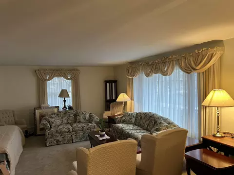 2018 N Kin St, Appleton, WI 54911 photo 2
