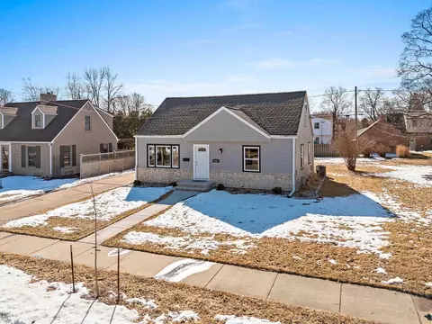 431 E Marquette St, Appleton, WI 54911 photo 4