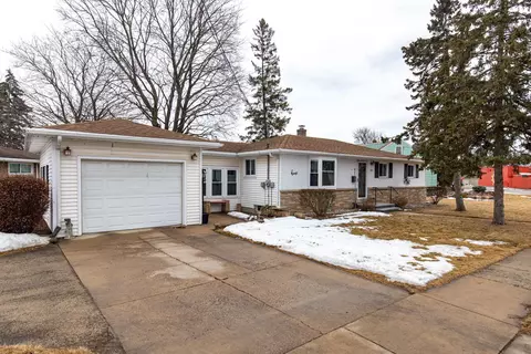 717 Appleton Rd, Menasha, WI 54952