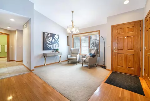 w5925 Daffodil Drive, Appleton, WI 54915 photo 2