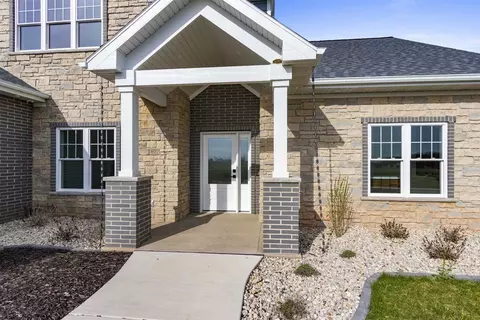 Exterior - 251 Kerrigan Dr, Wrightstown, WI 54180 photo 2 of 10
