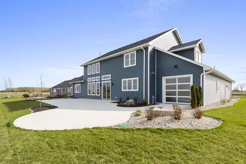 Exterior - 251 Kerrigan Dr, Wrightstown, WI 54180 photo 1 of 10