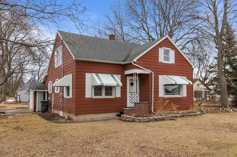 1032 Lincoln St, Seymour, WI 54165