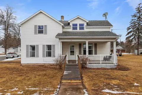 357 Broadway St, Berlin, WI 54923