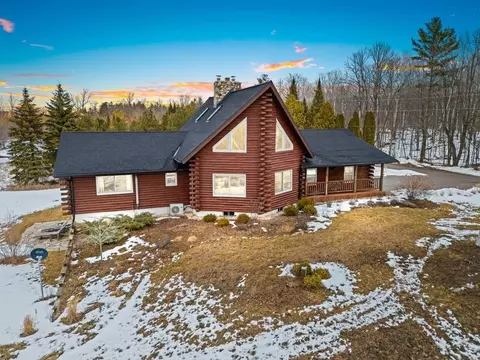 1050 Berry Ln, Ellison Bay, WI 54210