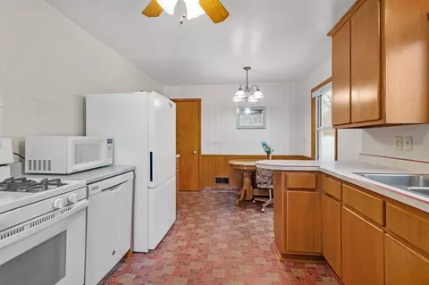 1714 S Madison St, Appleton, WI 54915 photo 8