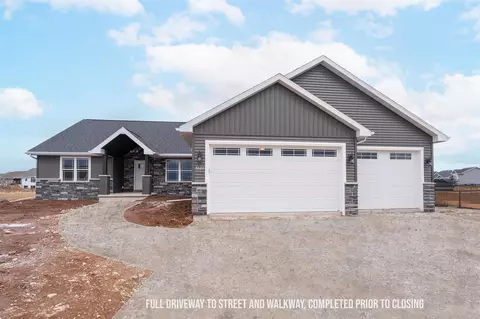 5660 N Denali Ln, Appleton, WI 54913