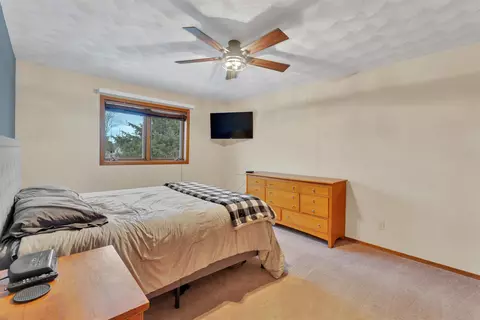 n9677 Golden Way, Appleton, WI 54915 photo 12