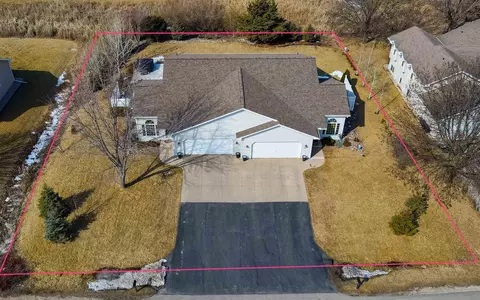 n9677 Golden Way, Appleton, WI 54915 photo 44