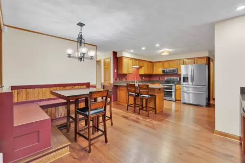 n9677 Golden Way, Appleton, WI 54915 photo 4