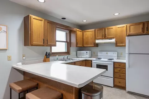 1706 S Memorial Dr, Appleton, WI 54915 photo 11