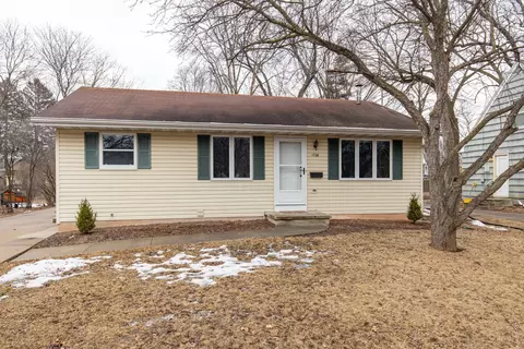 1706 S Memorial Dr, Appleton, WI 54915