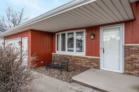 Exterior - 3616 W Heritage Ave, Appleton, WI 54914 photo 2 of 13
