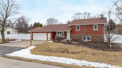 Exterior - 3616 W Heritage Ave, Appleton, WI 54914 photo 12 of 13