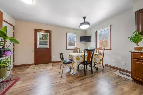 Dining - 3616 W Heritage Ave, Appleton, WI 54914 photo 1 of 4